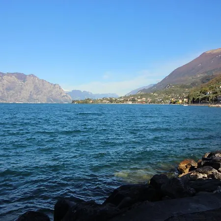 Am Gardasee/cassone Bei * Malcesine