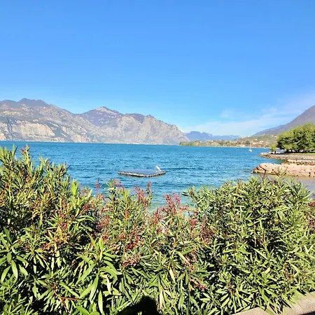 Apartment Am Gardasee/cassone Bei *