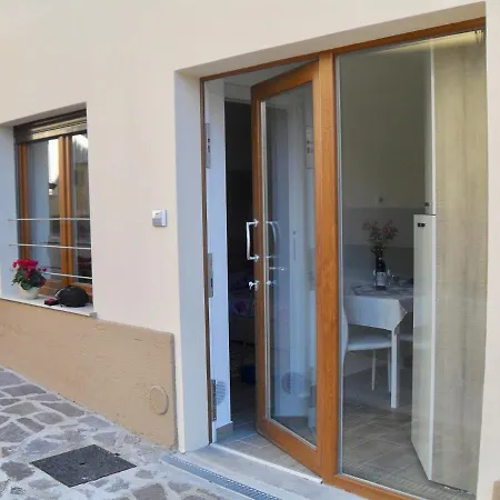 Am Gardasee/cassone Bei